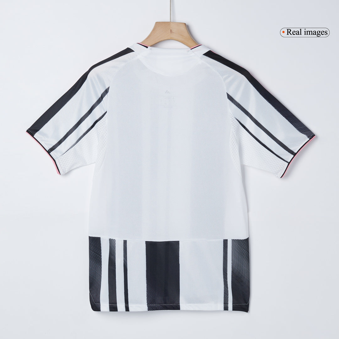 Αυθεντική ποδοσφαιρική φανέλα Juventus Home 2025/26