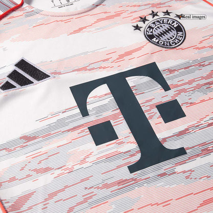 MULLER #25 Φανέλα Ποδοσφαίρου Bayern Munich Εκτός έδρας 2025/26