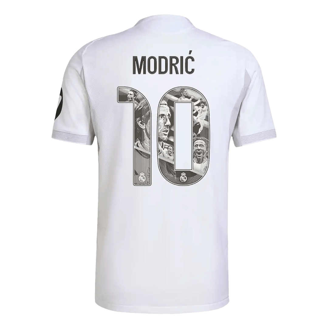 Ειδική αυθεντική φανέλα εντός έδρας Real Madrid 2025/26 με το όνομα MODRIC #10