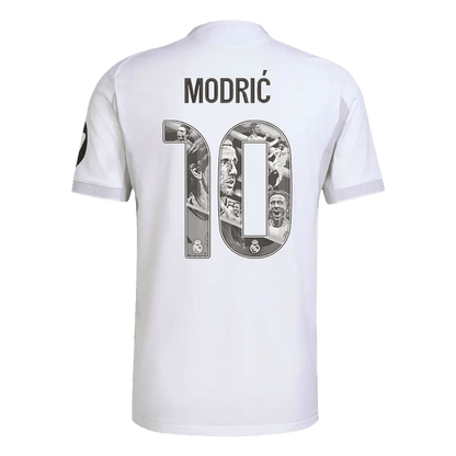 Ειδική αυθεντική φανέλα εντός έδρας Real Madrid 2025/26 με το όνομα MODRIC #10