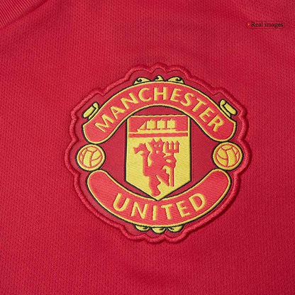 B.FERNANDES #8 Εντός έδρας ποδοσφαιρική φανέλα Manchester United 2025/26