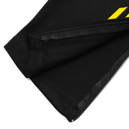 Manchester United 1/4 Zip Tracksuit 2025/26 Black