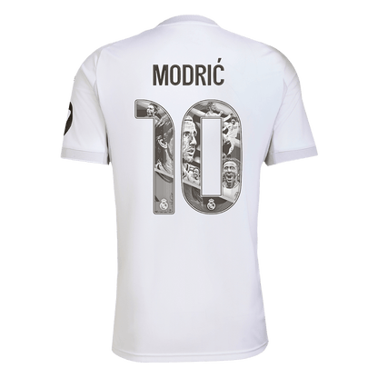 Ειδική φανέλα εντός έδρας Real Madrid 2025/26 με το όνομα MODRIC #10